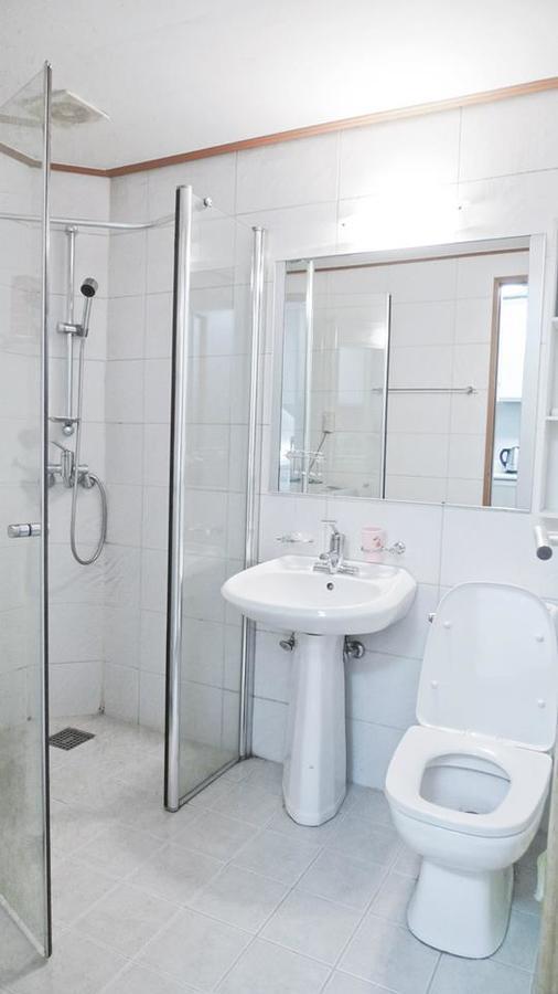 Отель Hongdae Jk House Сеул Экстерьер фото